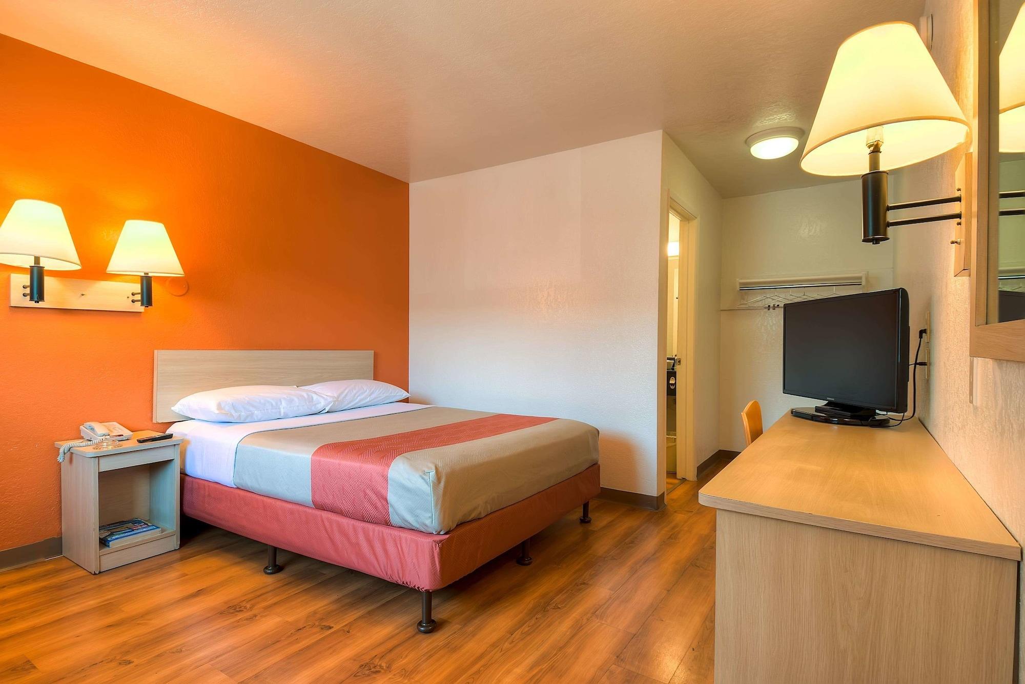Motel 6-Westminster, Ca - South - Long Beach Area Exteriör bild