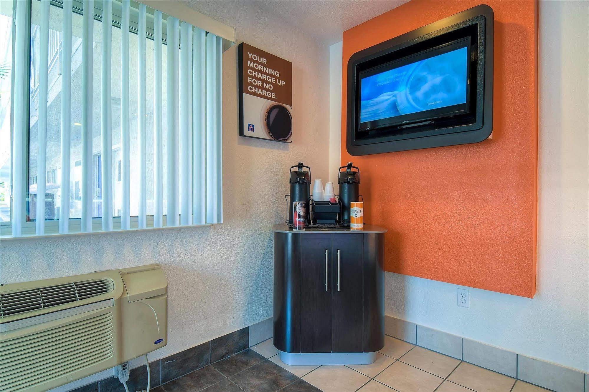 Motel 6-Westminster, Ca - South - Long Beach Area Exteriör bild