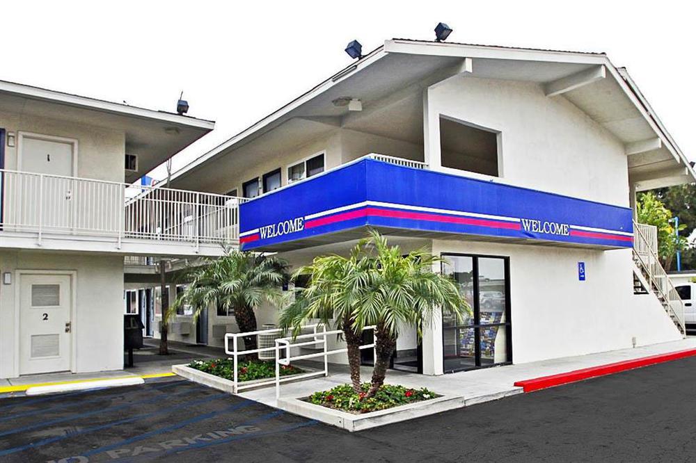 Motel 6-Westminster, Ca - South - Long Beach Area Exteriör bild